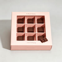Boîte cadeau en chocolat personnalisée avec couvercle transparent, emballage de luxe pour bonbons et truffes avec séparateurs et impression de logo