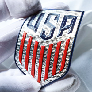 Etichette Termoadesive Lucide Cromate 3D in TPU, <span class=keywords><strong>Adesivi</strong></span> Termotrasferibili <span class=keywords><strong>per</strong></span> Magliette, Etichette Personalizzate <span class=keywords><strong>per</strong></span> Abbigliamento - Product Image 1