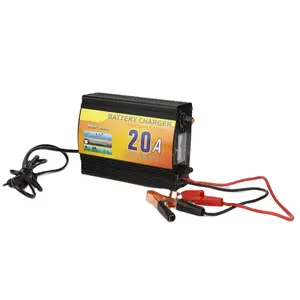 Chargeur de batterie rechargeable portable 12v 20 ampères utilisé sur les camions et les bateaux.