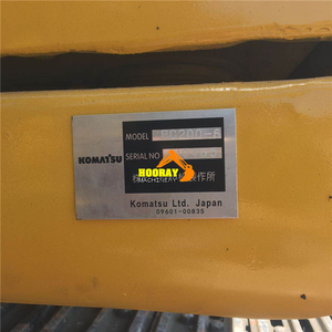 รถขุดมือสอง Komatsu PC200-5 ราคาแข่งขัน รุ่น PC200-6 PC200-7 สภาพดี - Product Image 5