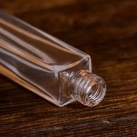 Décanteurs de parfum Mini carré clair échantillon verre rechargeable fond épais Vintage mince haut 10ml sérigraphie cosmétique