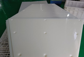 Feuille de revêtement UHMWPE-Durable, bonne résistance, faible co-efficacité de frottement pour goulotte, trémies, silos, taille/couleur personnalisées - Product Image 4