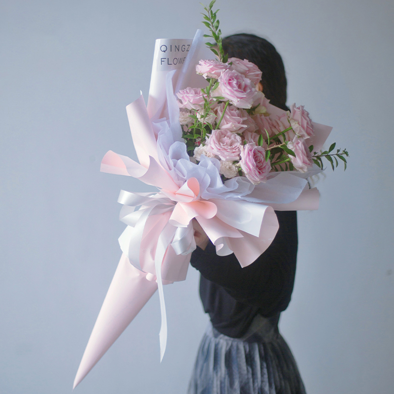 В наличии двухцветная Водонепроницаемая пластиковая тонкая пленка Цветочная упаковочная бумага для праздничной подарочной упаковки