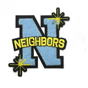 Toppe Ricamate Personalizzate di Grandi Dimensioni con Lettere in Ciniglia da Cucire o Applicare con Ferro da Stiro per Abbigliamento - Product Image 6