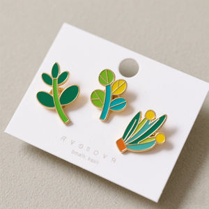 Pin de solapa personalizado moda flor planta broche de Metal esmalte duro magnético oro tela insignia Pin de solapa con tarjeta de respaldo - Product Image 5