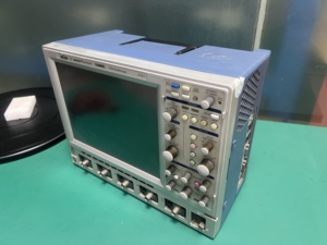 Osciloscopio LeCroy Waverunner 104MXi-A de 1 GHz, 10 GS/s, 4 Canales - Product Image 5
