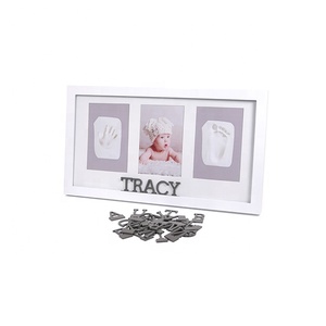2024年の売れ筋ベビーハンドプリントとフットプリントフレームキット木製フォトフレームと文字名 - Product Image 3