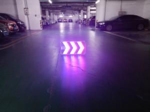 Luce di Segnalazione Stradale ad Alta Visibilità, Pannello LED Portatile con Freccia, Guscio in Alluminio, Grado di Protezione IP66, Visibilità 1000m, Alimentato <span class=keywords><strong>a</strong></span> Batteria - Product Image 5