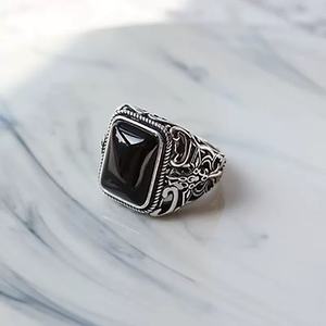 Cincin Terbuka Pria Vintage S925 Alloy dengan Inlay <span class=keywords><strong>Onyx</strong></span> Hitam Alami Desain Kreatif Perhiasan untuk Dipakai Sehari-hari - Product Image 6