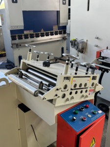 Pressa Pneumatica APA-125T <span class=keywords><strong>per</strong></span> Stampaggio e Taglio di Lamiere Metalliche con Certificazione CE - Product Image 6