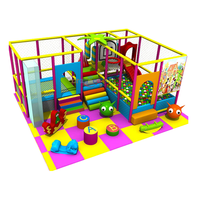 Équipement de jeu doux d'intérieur commercial Mobile Kids Ocean-Theme Playhouse Jouets en plastique en mousse Utilisation du parc d'attractions Fonction d'escalade