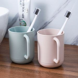 Gobelet à bain de bouche en plastique épaissi et résistant aux chutes, avec poignée simple, pour la maison et le dortoir (vente en gros) - Product Image 4