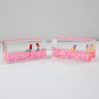 Décoration de bureau flottante en acrylique liquide, presse-papier pour jouets éducatifs, cube aquatique personnalisé avec flotteur en forme de cœur