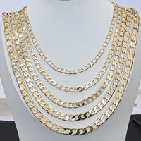 Collier Chaîne Maille Cubaine Personnalisée CM en Laiton Plaqué Or 14K, Largeurs et Longueurs Multiples, Chaîne Figaro Taillée pour Femmes et Hommes