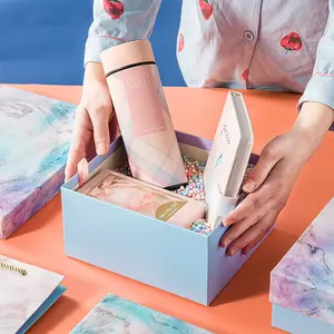 Ins Mode Marmor Muster Himmel und Erde Abdeckung weiße Pappe Geschenk box mit Raffia