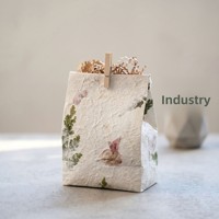 Sacs cadeaux en papier biodégradable à base de plantes, faits à la main, avec motif de feuilles, poche plate, clip – Sacs cadeaux pour souvenirs, bonbons, anniversaires, fêtes