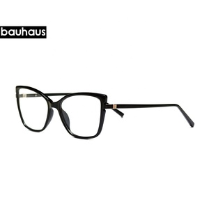 1024 <span class=keywords><strong>occhiali</strong></span> <span class=keywords><strong>da</strong></span> <span class=keywords><strong>vista</strong></span> personalizzati <span class=keywords><strong>occhiali</strong></span> <span class=keywords><strong>da</strong></span> <span class=keywords><strong>vista</strong></span> montatura Ultem <span class=keywords><strong>con</strong></span> <span class=keywords><strong>Clip</strong></span> magnetica su <span class=keywords><strong>occhiali</strong></span> <span class=keywords><strong>da</strong></span> sole - Product Image 2