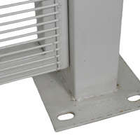 Clôture en treillis soudé haute sécurité de 2,4 m de haut avec plis en V, conception anti-escalade, cadre revêtu de PVC, galvanisé et antirouille pour la sécurité des frontières