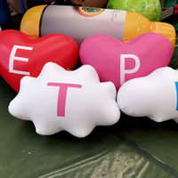 Nuages flottants géants éclairés par LED Globe terrestre gonflable en PVC Ballon planétaire Décorations Logo personnalisé Résistant aux intempéries Facile DLGZ