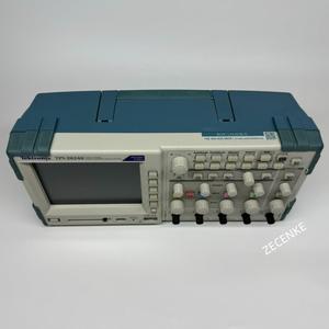 1 Unidad de Osciloscopio Digital Tektronix TPS 2024B de 200MHz y 4 Canales USADO - Product Image 1