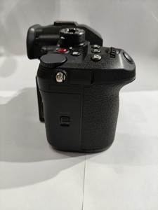 Appareil photo professionnel 4K Lumixs GH7 25,2MP, appareil photo hybride phare axé sur la vidéo - Product Image 4