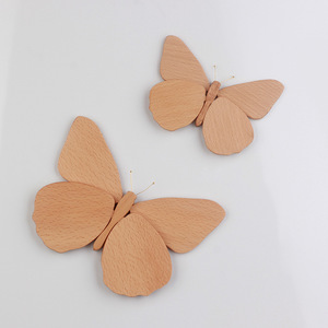 รูปผีเสื้อสำหรับตกแต่งสิ่งของสไตล์ล็อกสามมิติแบบเรียบง่ายการตกแต่งห้องนั่งเล่นตู้เย็นทำจากไม้สุดสร้างสรรค์ - Product Image 2