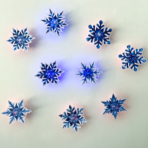 Linda Lámpara Nocturna Luminosa 3D de PVC con Dibujos Animados, Adhesivo de Pared Brillante de Doble Uso y Adorno Creativo para Decoración de Pared - Product Image 4