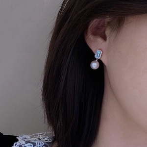 Orecchini a perno rettangolari da donna, semplici ed eleganti, per uso quotidiano - Product Image 4