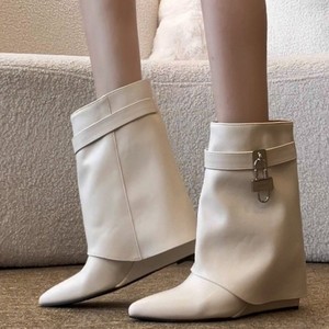 Botas de Tacón de Cuña Elegantes y Delicadas al Estilo Francés para Mujer, Botines de Moda con Punta en Pico y Ajuste Delgado, un Calzado de Moda Exclusivo. - Product Image 2