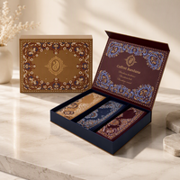Scatola Regalo Rigida di Lusso Personalizzata con Chiusura Magnetica e Inserti Divisori, Stampa Interna Completa per Confezione Set Bandana e Sciarpa
