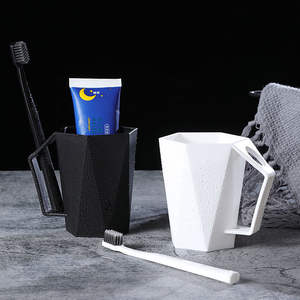 Tasse de lavage en forme de diamant à la maison avec gobelet à brosse à poignée, gobelet de rince-bouche en plastique simple, pot dentaire - Product Image 4