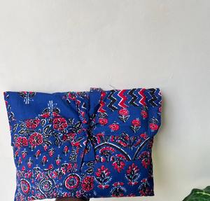 Conjunto de Pijama Estampado Vintage Único y Elegante de la India, Ropa de Dormir Unisex, 100% Algodón, Suave y Cómodo, Hecho a Mano - Product Image 4