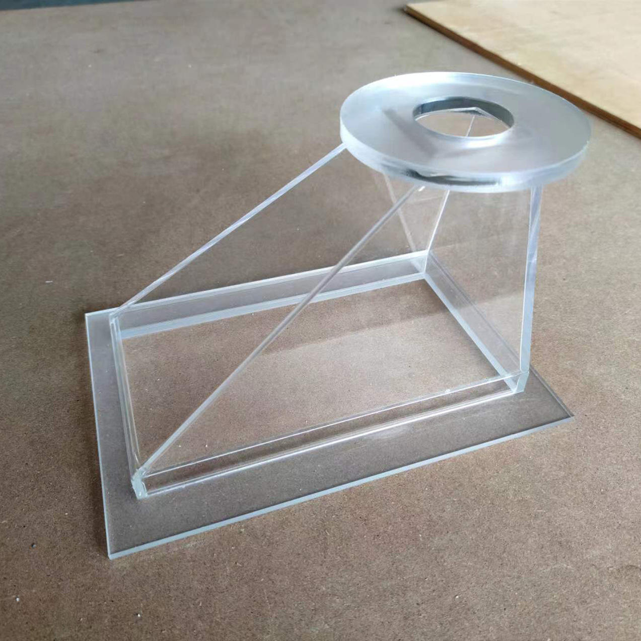 โปร่งใส