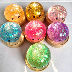 Jouet Squishy en forme de pain de maltose avec visage souriant pailleté, jouet anti-stress pour enfants et adultes, Squishies doux et colorés, évaluation 5.5 - Product Image 1