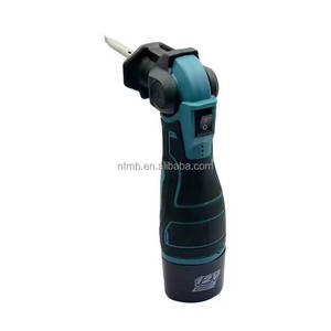 Portable <strong>12</strong>-<strong>Volt</strong> Customizable Soldering Iron for Electronic Repair with Comfortable Design - Product Image 2
