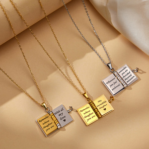 Collana con Ciondolo a Forma di Libro Apribile Inciso con la Scritta 'Ti Amo' Regalo <span class=keywords><strong>per</strong></span> Figlia Mamma <span class=keywords><strong>Papà</strong></span> - Product Image 1