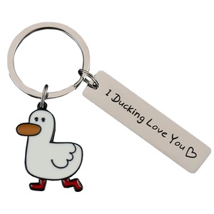 Portachiavi Personalizzato Divertente a Forma di Anatra per San Valentino 'Non Giocare con <span class=keywords><strong>Me</strong></span>, Ti Amo' in Acciaio Inox per Coppie - Product Image 1