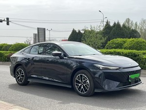 Auto Usado Premium con Volante a la Izquierda, Changan Automobile Qiyuan A07 A06 A05 2024, <span class=keywords><strong>Híbrido</strong></span> <span class=keywords><strong>Enchufable</strong></span>, Sin Historial de Accidentes - Product Image 3