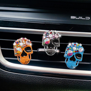 Penyegar udara mobil berbentuk tengkorak, berbagai warna klip otomatis ornamen dekorasi parfum mobil hadiah bau yang berbeda - Product Image 4