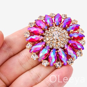 Applique de corsage pour encolure en verre à dos plat, ornée de strass perlés brillants et de boutons argentés, avec base dorée, pour accessoires vestimentaires - Product Image 3