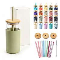 Gobelets en verre transparent de 20 oz avec logo personnalisé, couvercles en bambou et pailles, manchon en silicone pour café glacé et eau potable