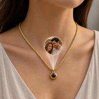 Collier de projection photo avec chaîne en or, cadre rond, image cachée, bijou personnalisé, cadeau