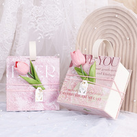 Neuer Stil Kleine Frische Quadratische Geschenkbox aus Beschichtetem Papier mit Ölgemälde-Tulpenmotiv für Valentinstag Geburtstag Leere Box