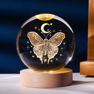 Esferas de Cristal Ecológicas de 6cm con Grabado Láser 3D, Lámpara LED, Diseños Surtidos, Recuerdos para Fiestas, Regalos Corporativos - Product Image 3