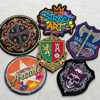 Fabrication de patchs personnalisés dessin animé broderie fer à repasser sur patchs vêtement applique patch brodé pour vêtements