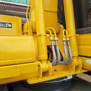 Excavadora Hidráulica de Orugas Komatsu PC200 Original Usada, Excavadora de 20 Toneladas, Maquinaria de Construcción - Product Image 2