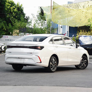 รถยนต์ BAIC U5 PLUS ซีดานขนาดกะทัดรัด รุ่นใหม่ เครื่องยนต์เบนซิน รถยนต์นั่งส่วนบุคคล 5 ประตู เกียร์อัตโนมัติ เหมาะสำหรับการเดินทางในเมือง (มัดจำน) - Product Image 4