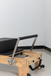<span class=keywords><strong>Venta</strong></span> Directa de Fábrica, Set de Reformer de Pilates, Reformer de Pilates de Madera de Roble Equilibrada para Yoga y Fitness, Equipo de Madera para Entrenamiento <span class=keywords><strong>en</strong></span> Casa - Product Image 4