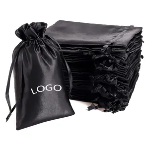 Fabricant de gros Design Logo privé motif perruque Satin soie cordon sac à poussière réutilisable Satin cheveux sacs