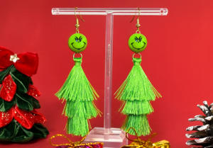 Elegantes Pendientes Colgantes Verdes para Mujer con Patrón de Trébol Arcoíris y Animales, Joyería para Fiestas, Viajes y Regalos - Product Image 5